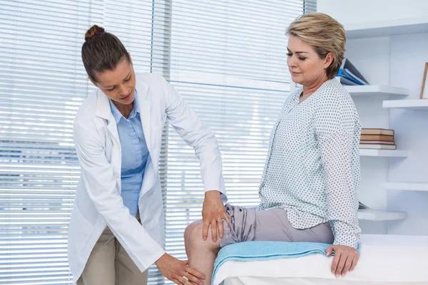 Book Appointment with Knee Doctor in Houston TX Easily