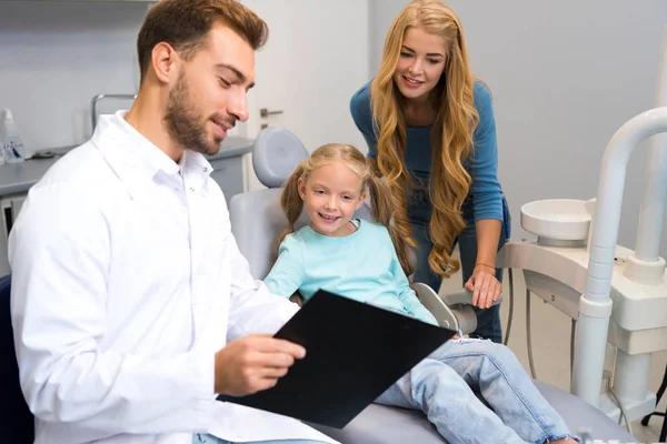 Key Things a Dentist Looks for During Routine Dental Checkups