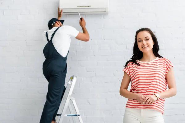 A Practical Guide to Diagnosing Warm Air from Your AC in Tarzana