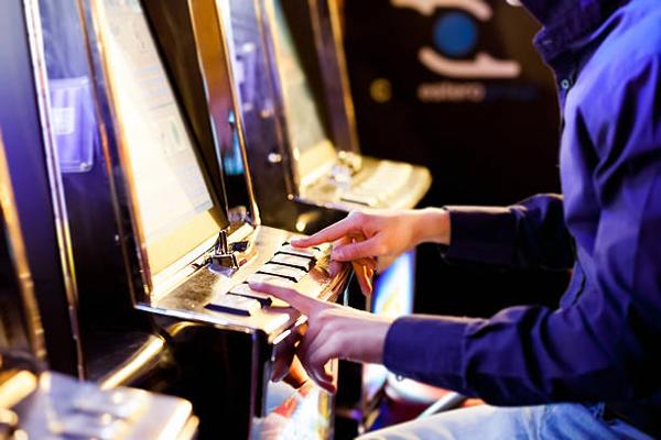 Find Refined Baccarat Tables at a trusted online casino Singapore Platform for Enthusiasts